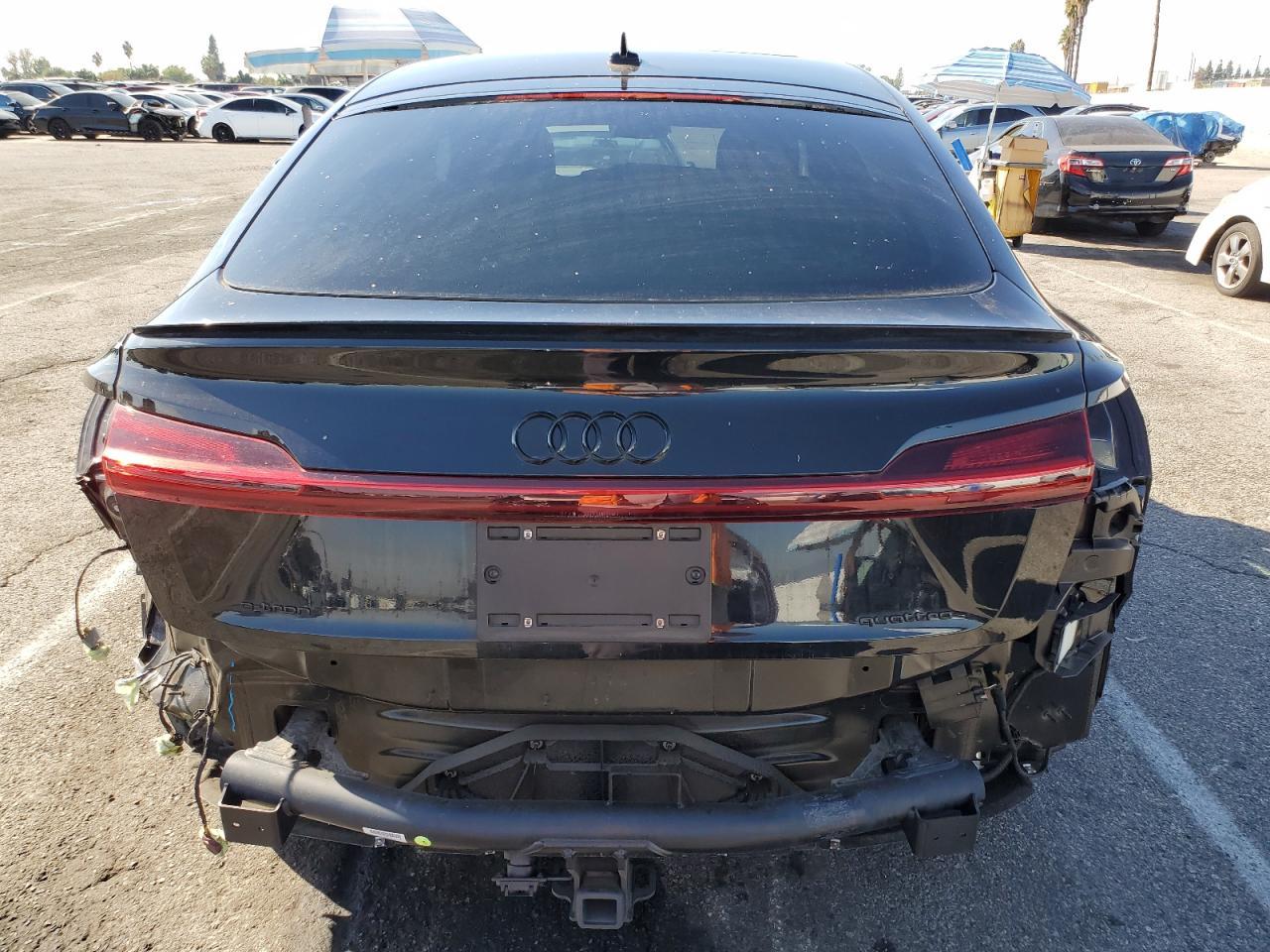 2022 Audi E-Tron Sportback Premium Plus - Фото 6