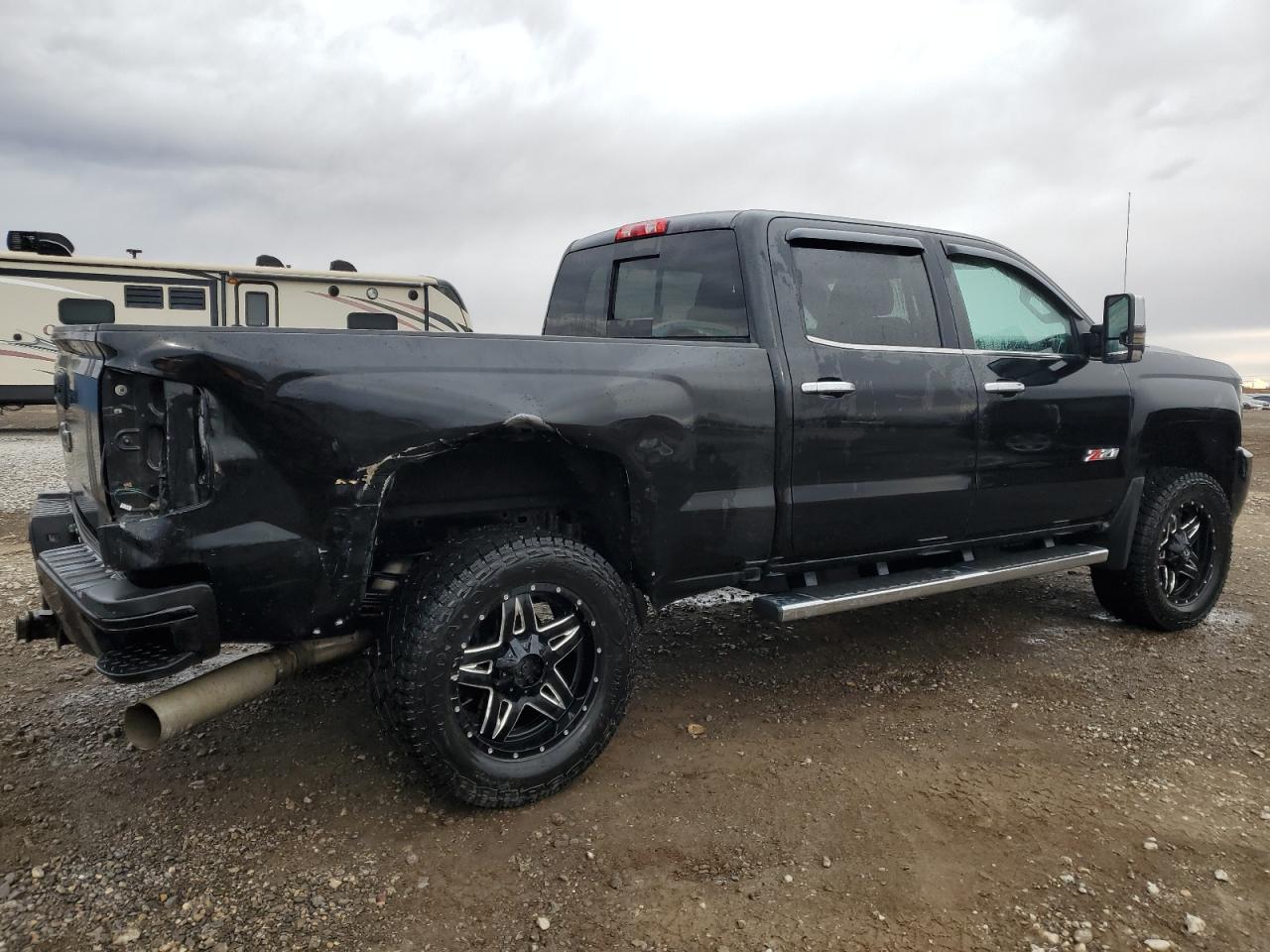 2015 Chevrolet Silverado K3500 Ltz - Image 3