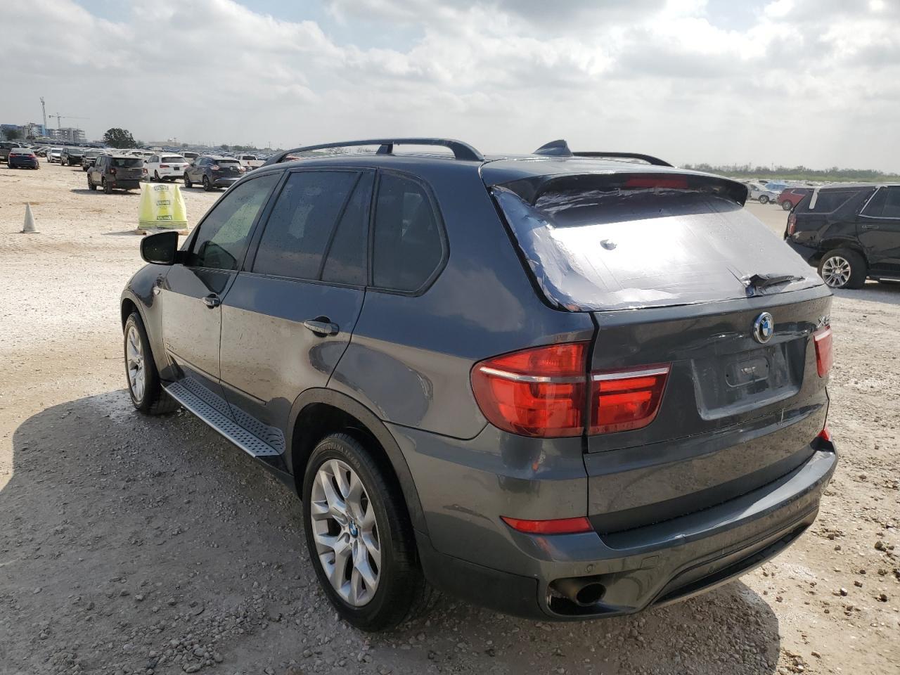 2012 BMW X5 xDrive35I - Фото 2