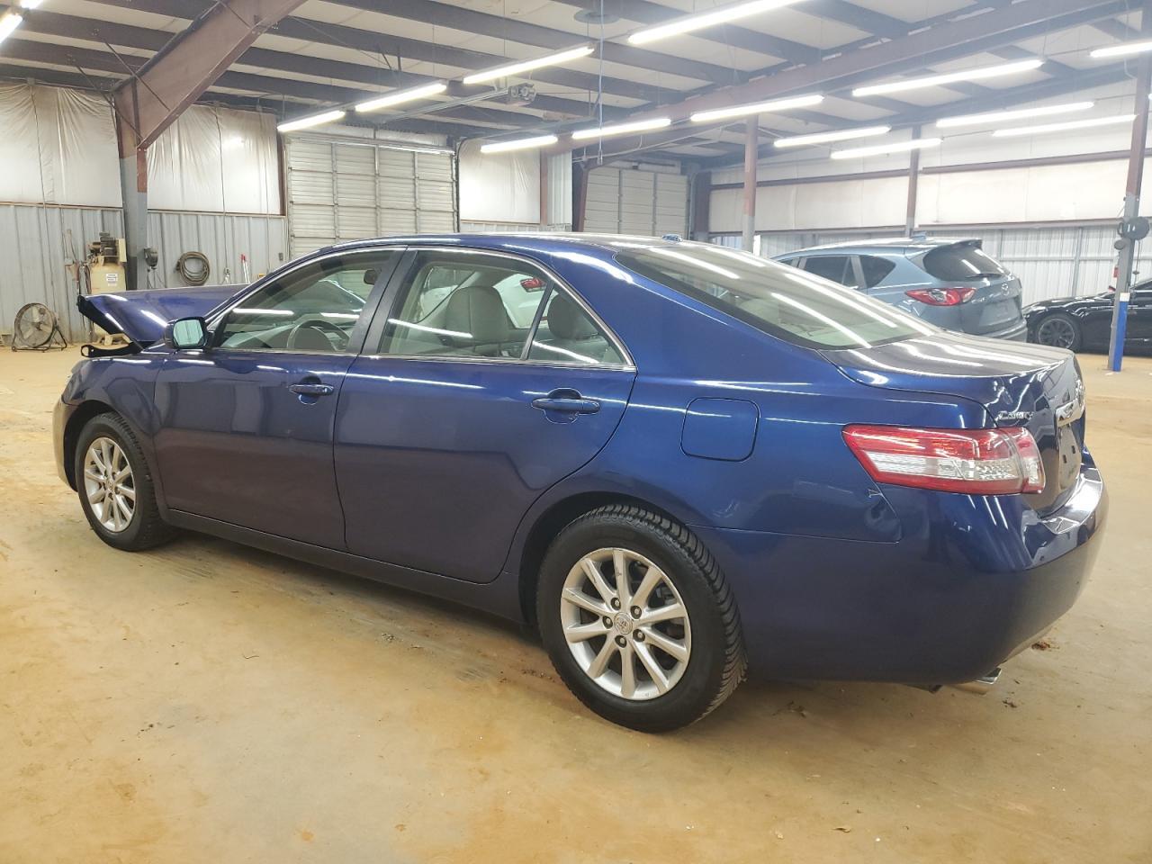2011 Toyota Camry Se - Фото 2
