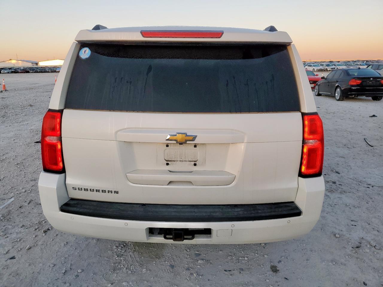 2015 Chevrolet Suburban C1500 Lt - Image 6
