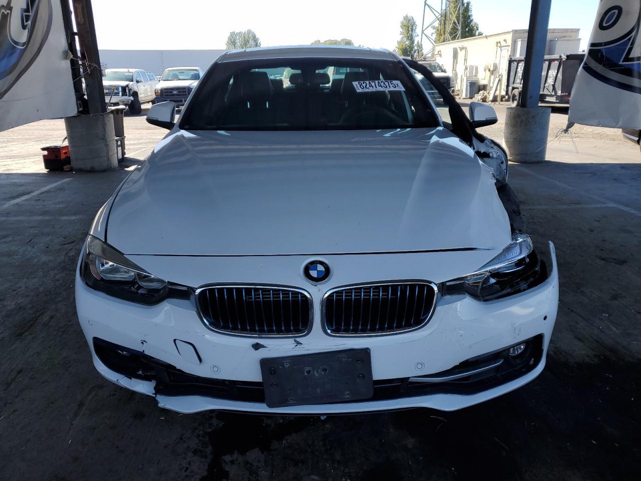 2017 BMW 330E - Фото 5