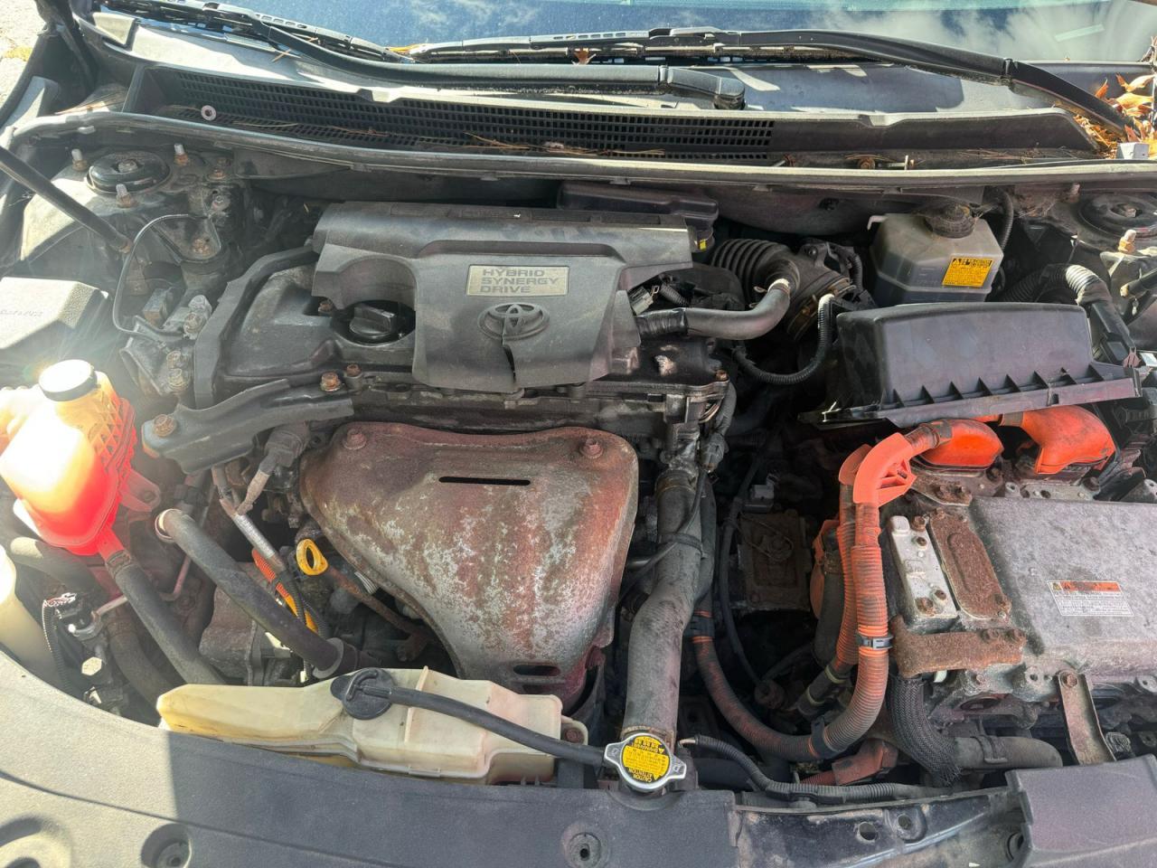 2013 Toyota Avalon Hybrid - Image 7