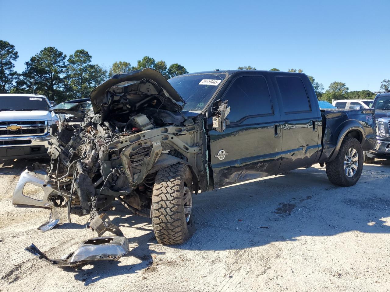 2016 Ford F250 Super Duty - Image 2