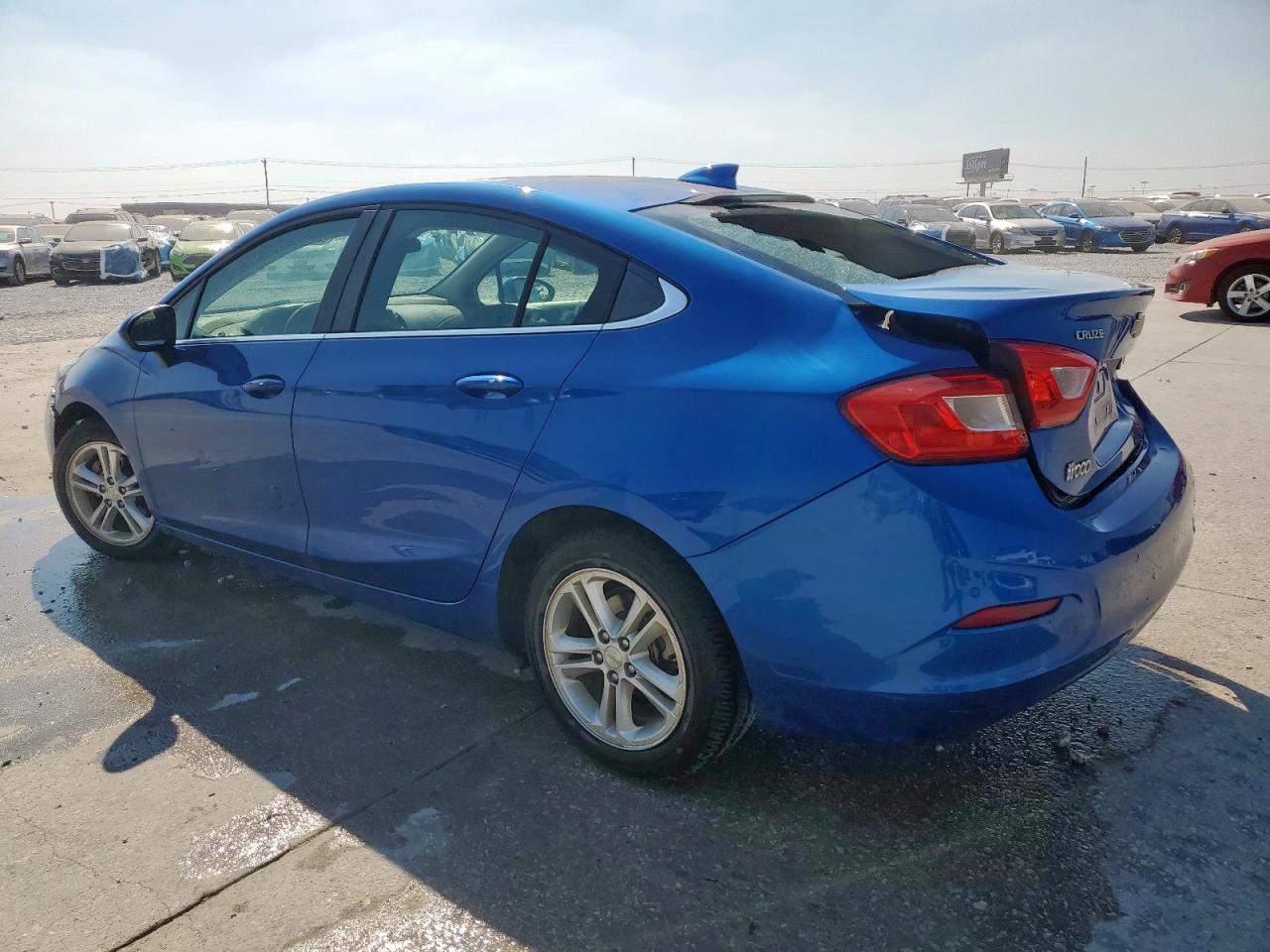 2018 Chevrolet Cruze Lt - Фото 2