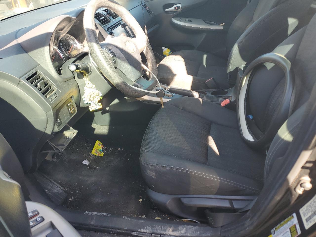 2013 Toyota Corolla Base - Фото 7