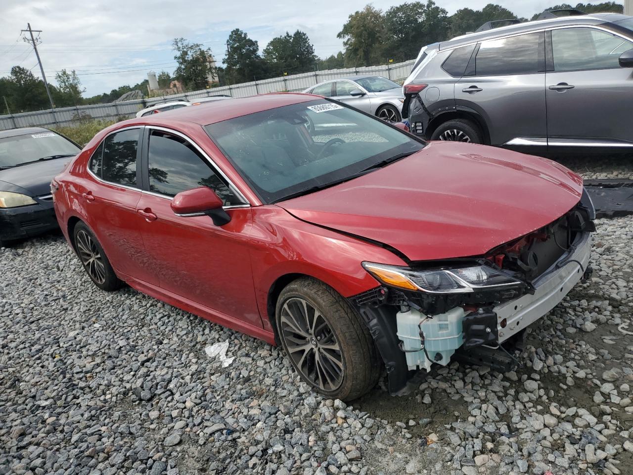2019 Toyota Camry Se - Фото 4