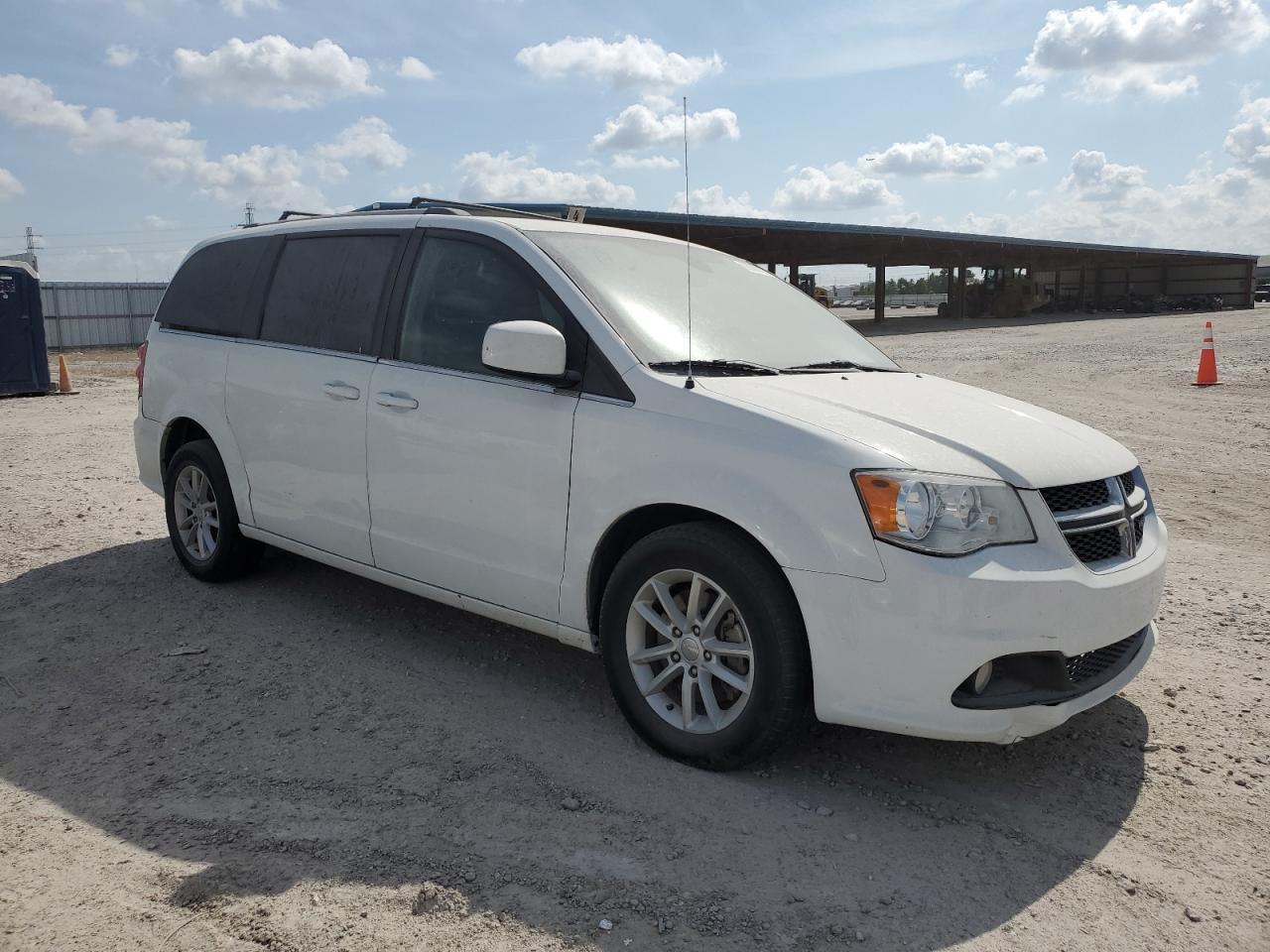 2020 Dodge Grand Caravan Sxt - Фото 4