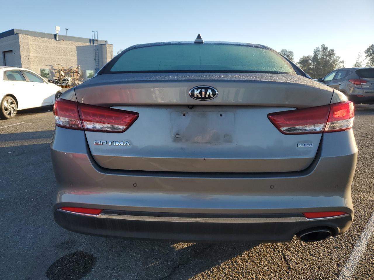 2016 Kia Optima Lx - Фото 6