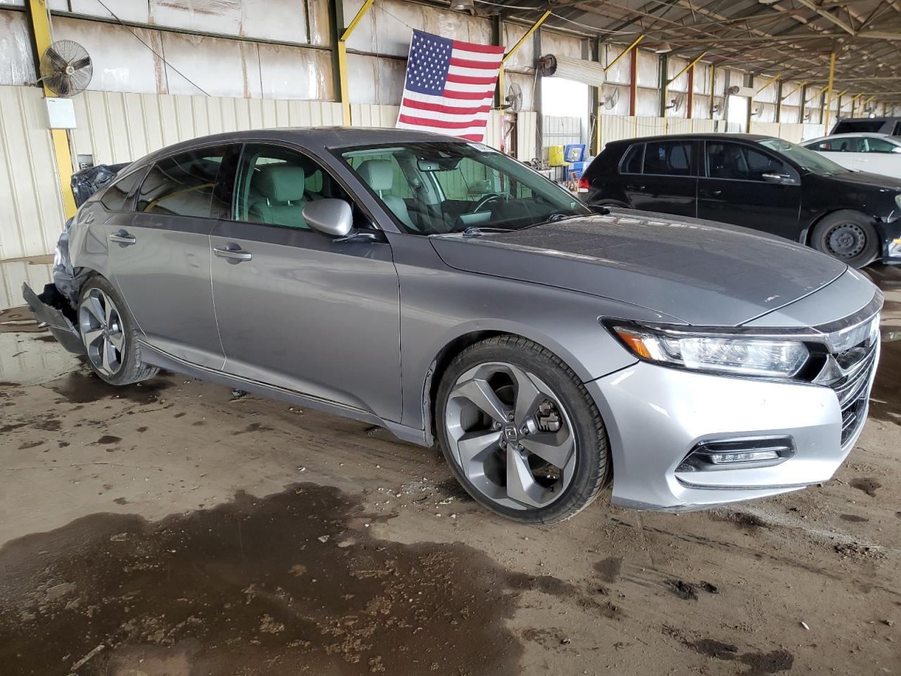 2018 Honda Accord Touring - Фото 4