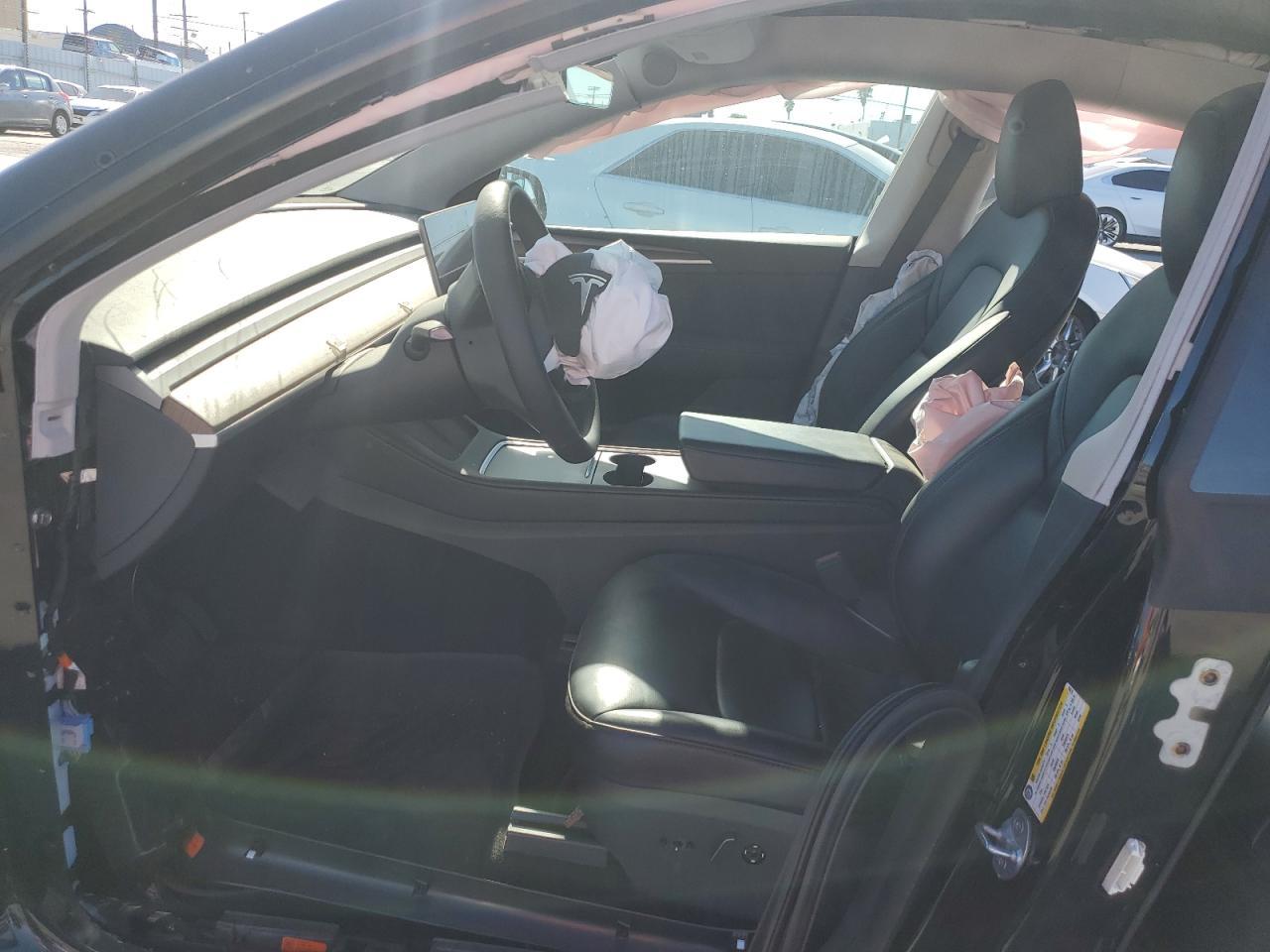 2024 Tesla Y - Image 7