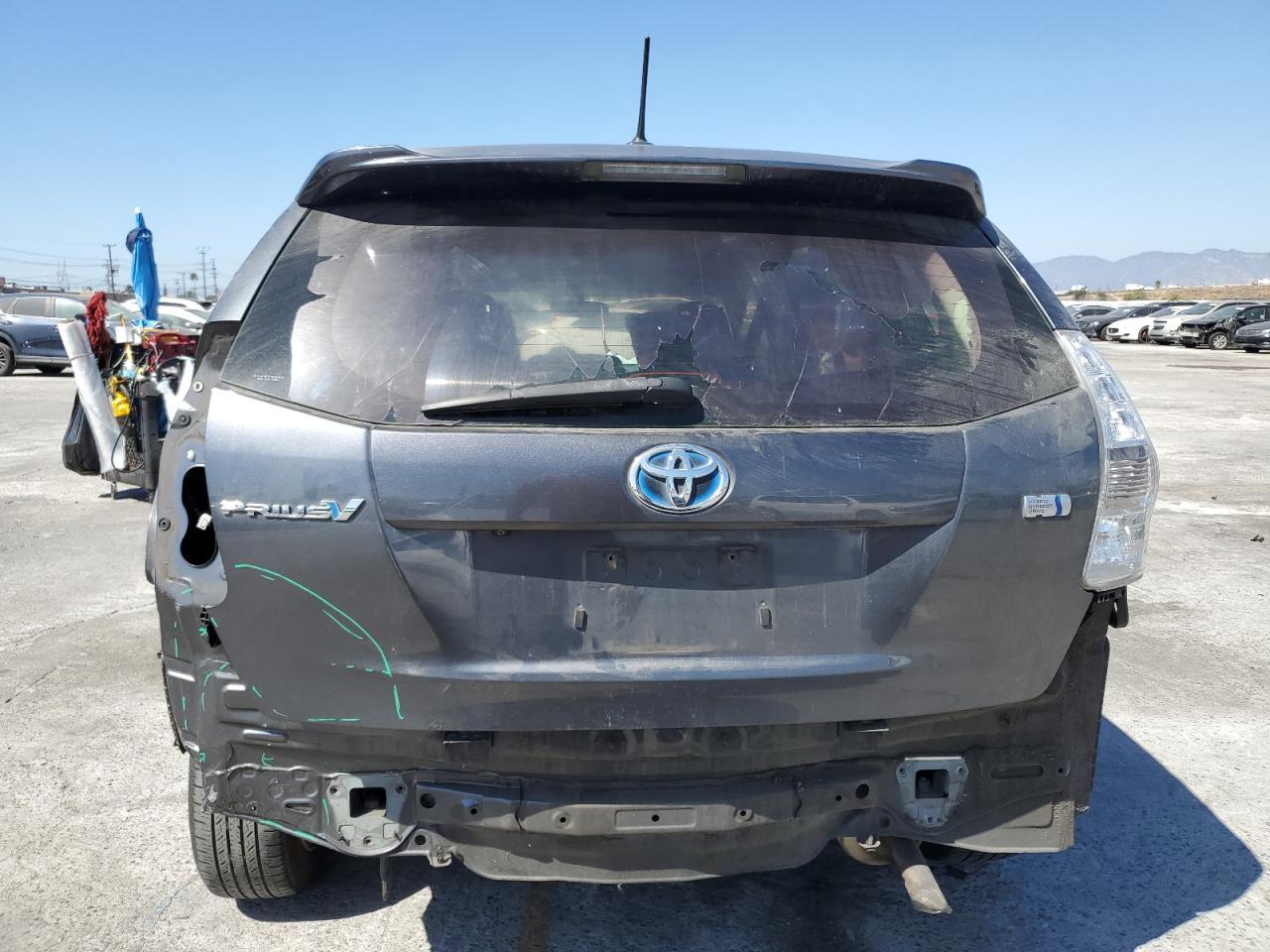 2012 Toyota Prius V - Фото 6