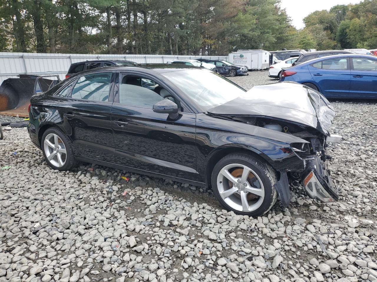 2017 Audi A3 Premium - Фото 4