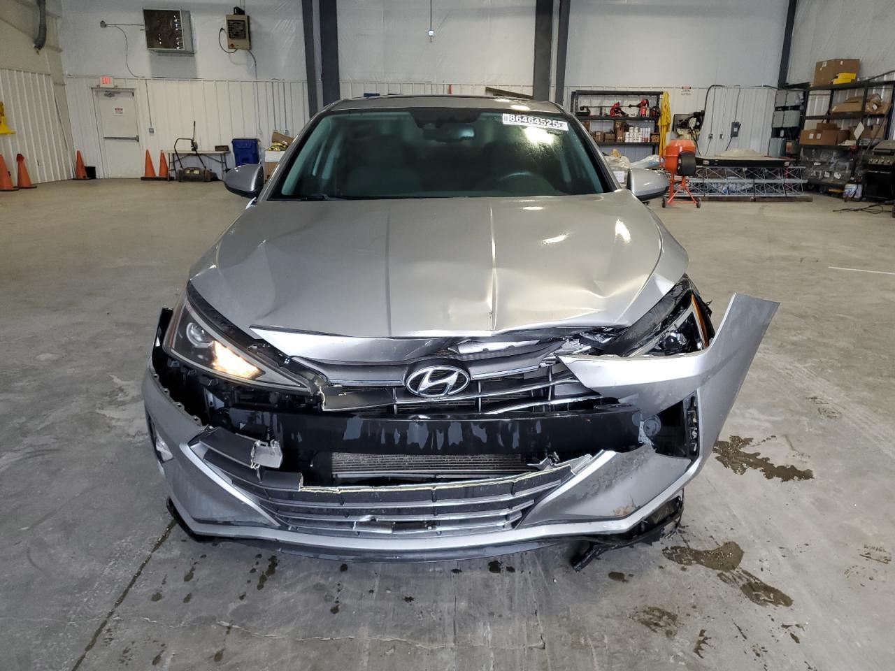 2020 Hyundai Elantra Sel - Фото 5
