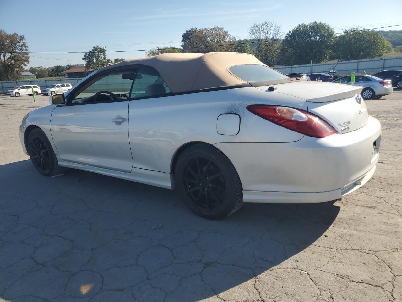 2006 Toyota Camry Solara Se - Фото 2
