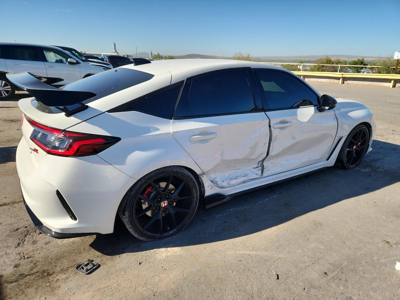 2023 Honda Civic Type-R - Фото 3