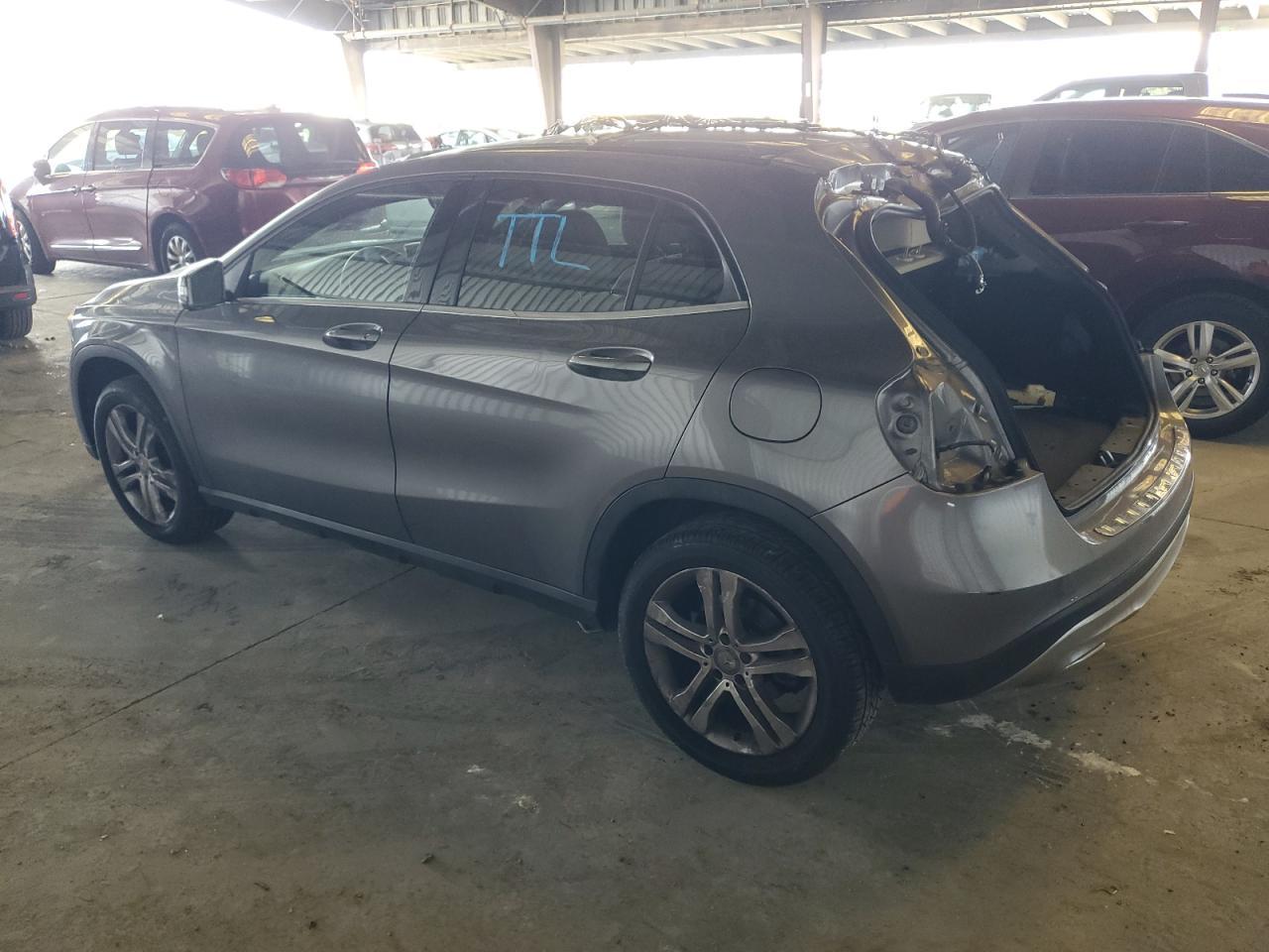 2017 Mercedes-Benz Gla 250 4Matic - Фото 2