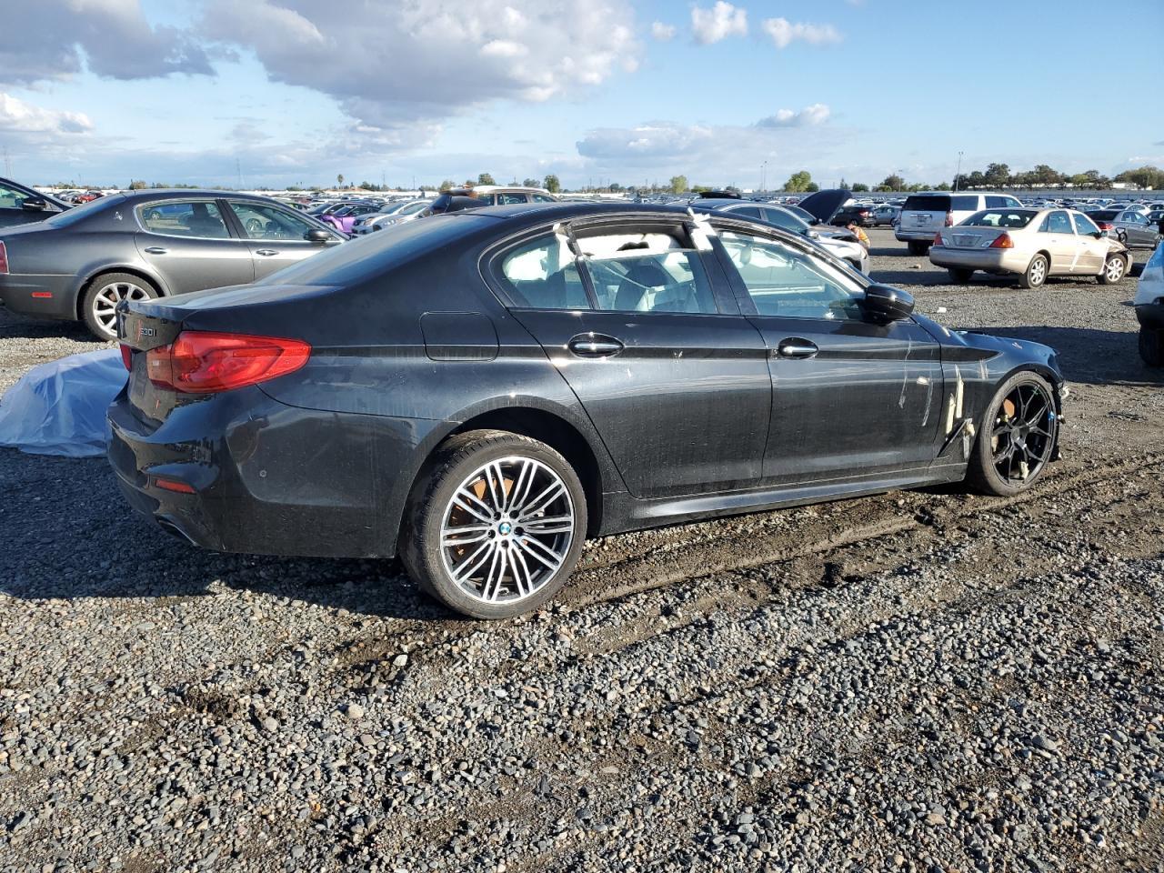 2017 BMW 530 I - Фото 3