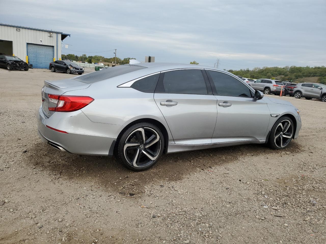 2019 Honda Accord Sport - Фото 3