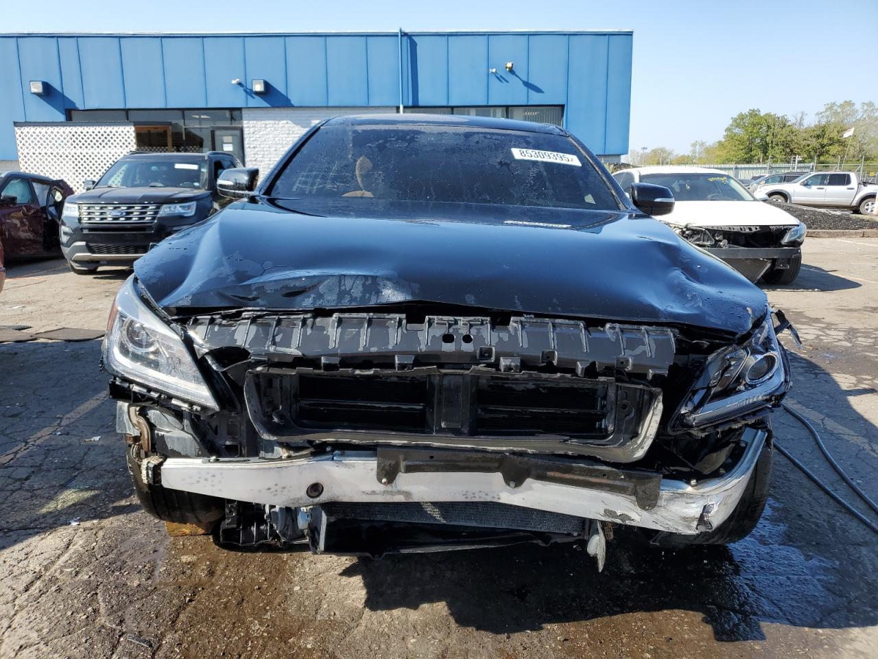 2015 Hyundai Genesis 3.8L - Image 5