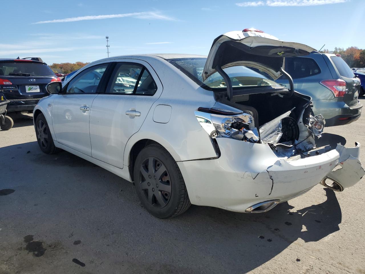 2010 Suzuki Kizashi S - Фото 2