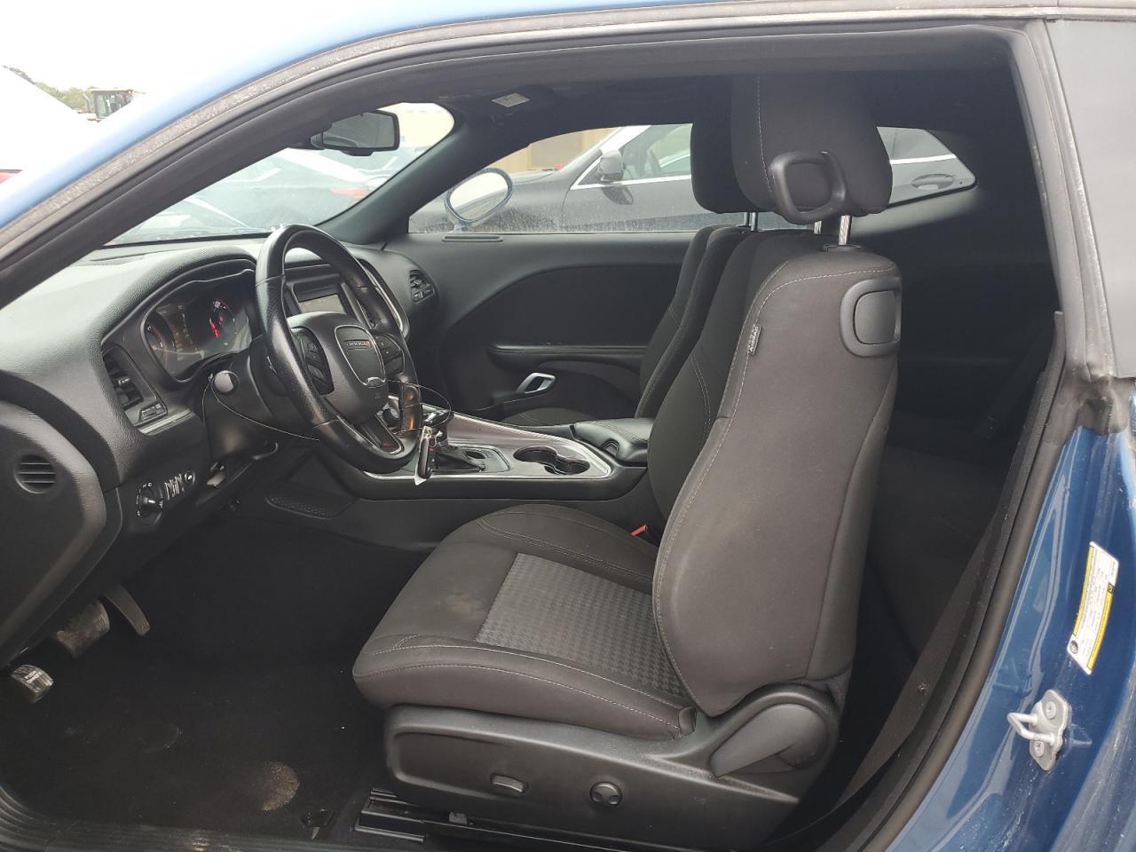 2022 Dodge Challenger Sxt - Фото 7