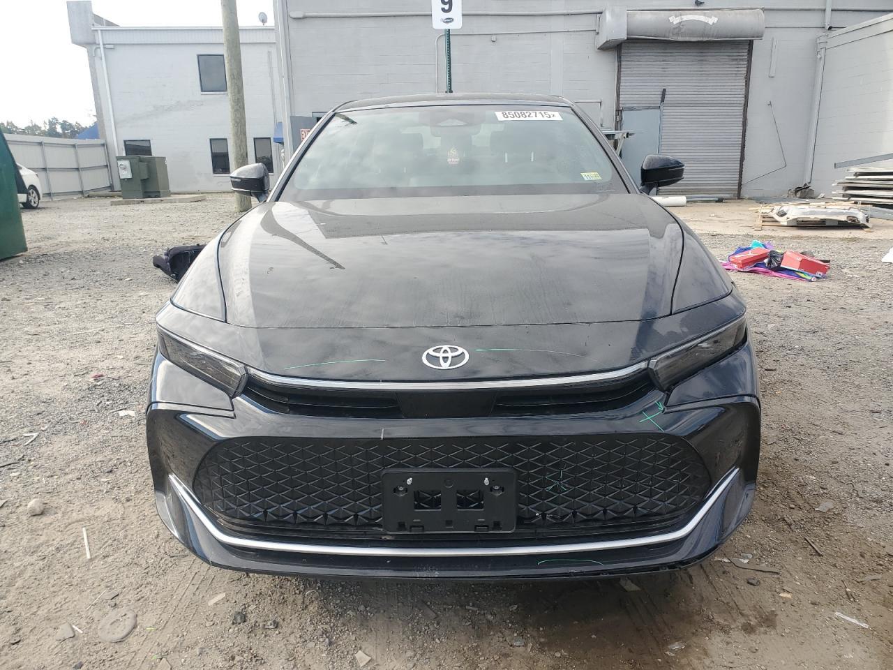 2023 Toyota Crown Xle - Image 5