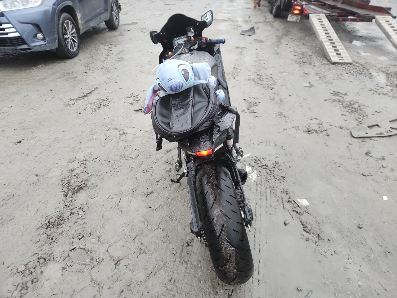 2024 Yamaha Yzfr7 - Image 4