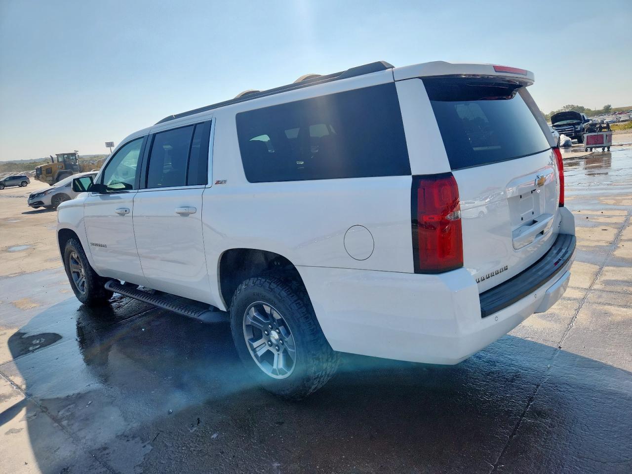 2016 Chevrolet Suburban K1500 Lt - Фото 2