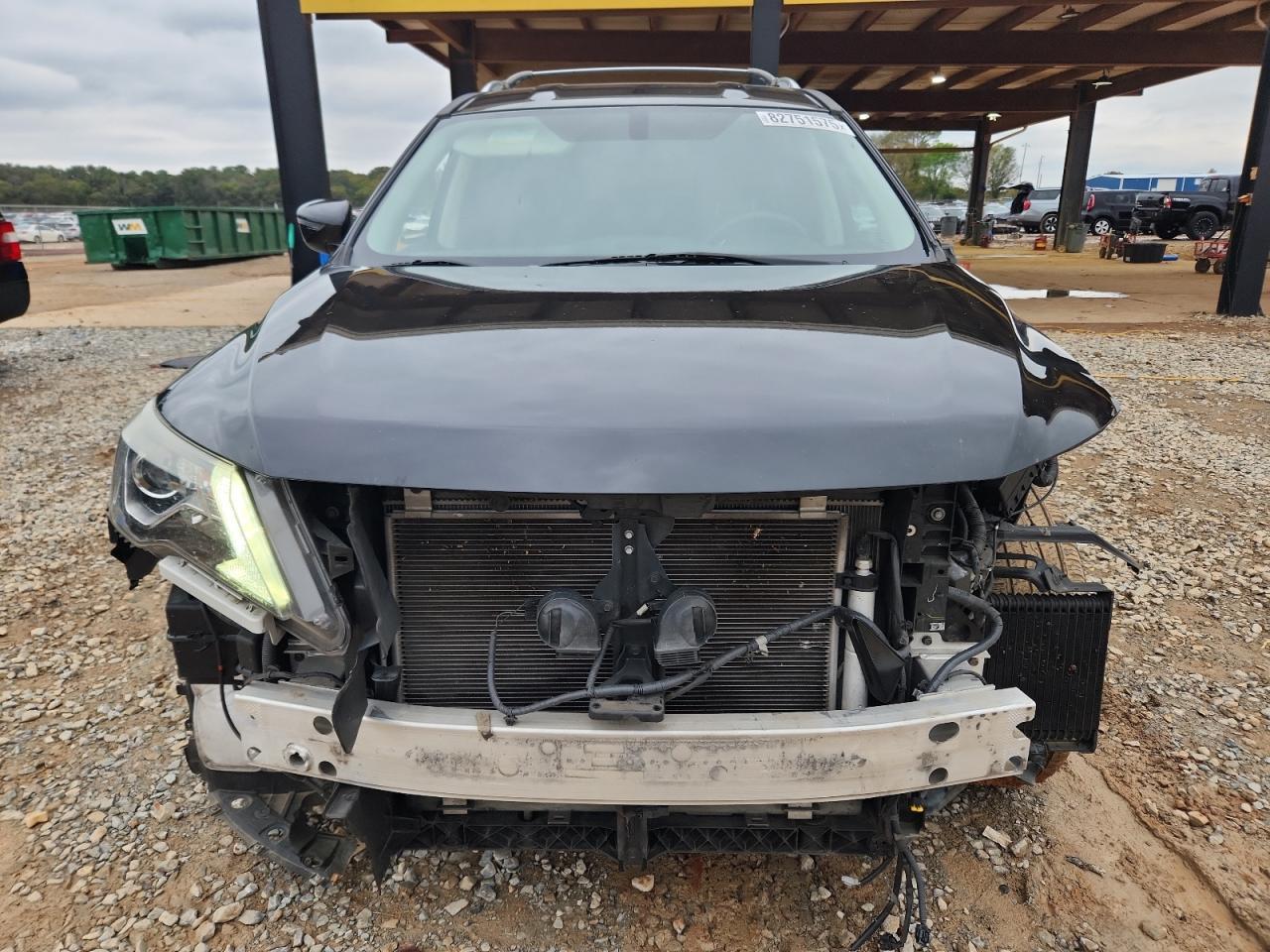 2017 Nissan Pathfinder S - Image 5