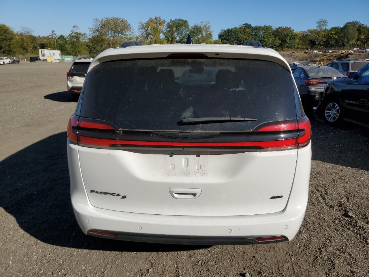 2024 Chrysler Pacifica Touring L - Фото 6