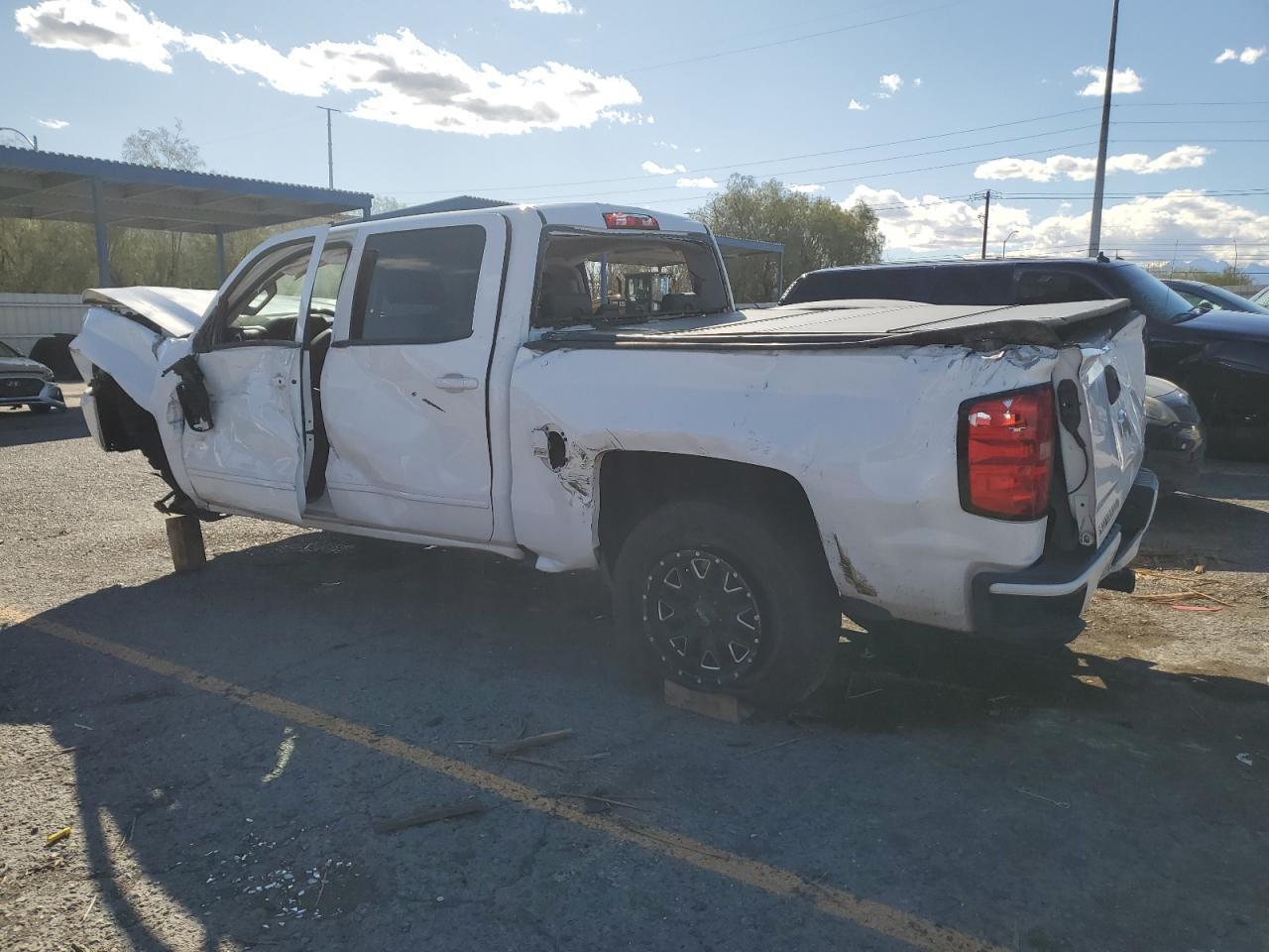 2017 Chevrolet Silverado K1500 Lt - Фото 2