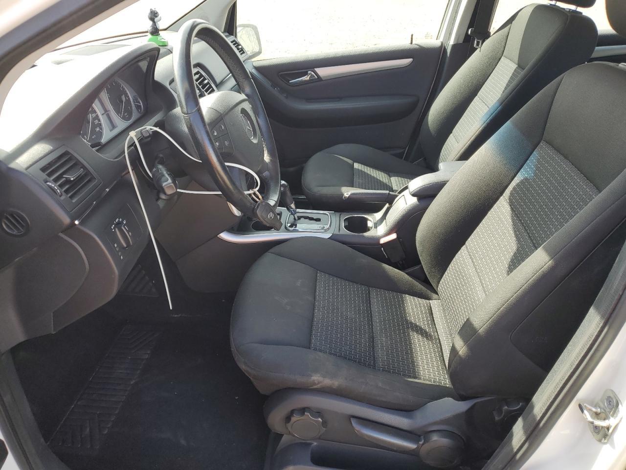 2011 Mercedes-Benz B200 - Фото 7