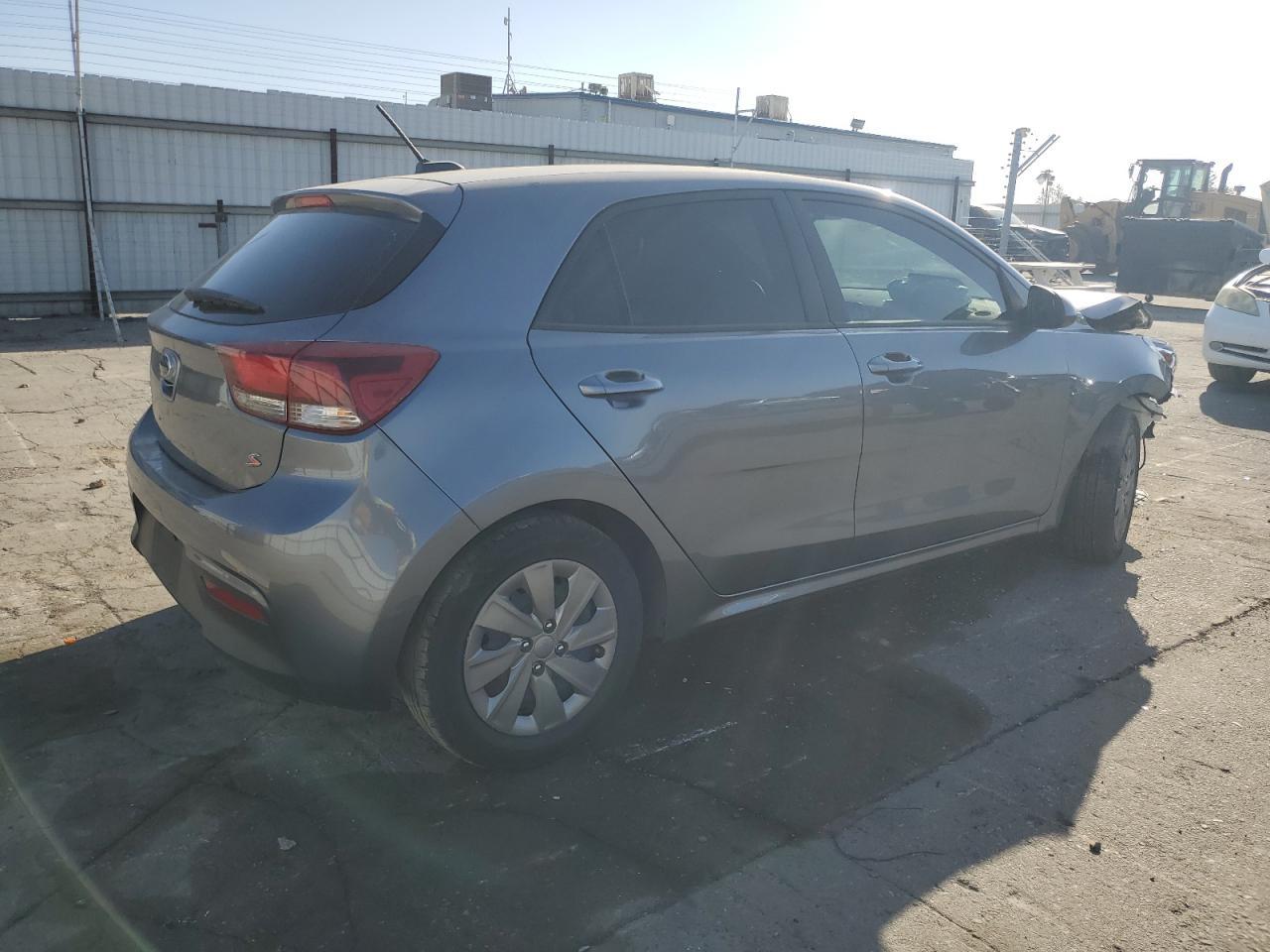 2019 Kia Rio S - Фото 3