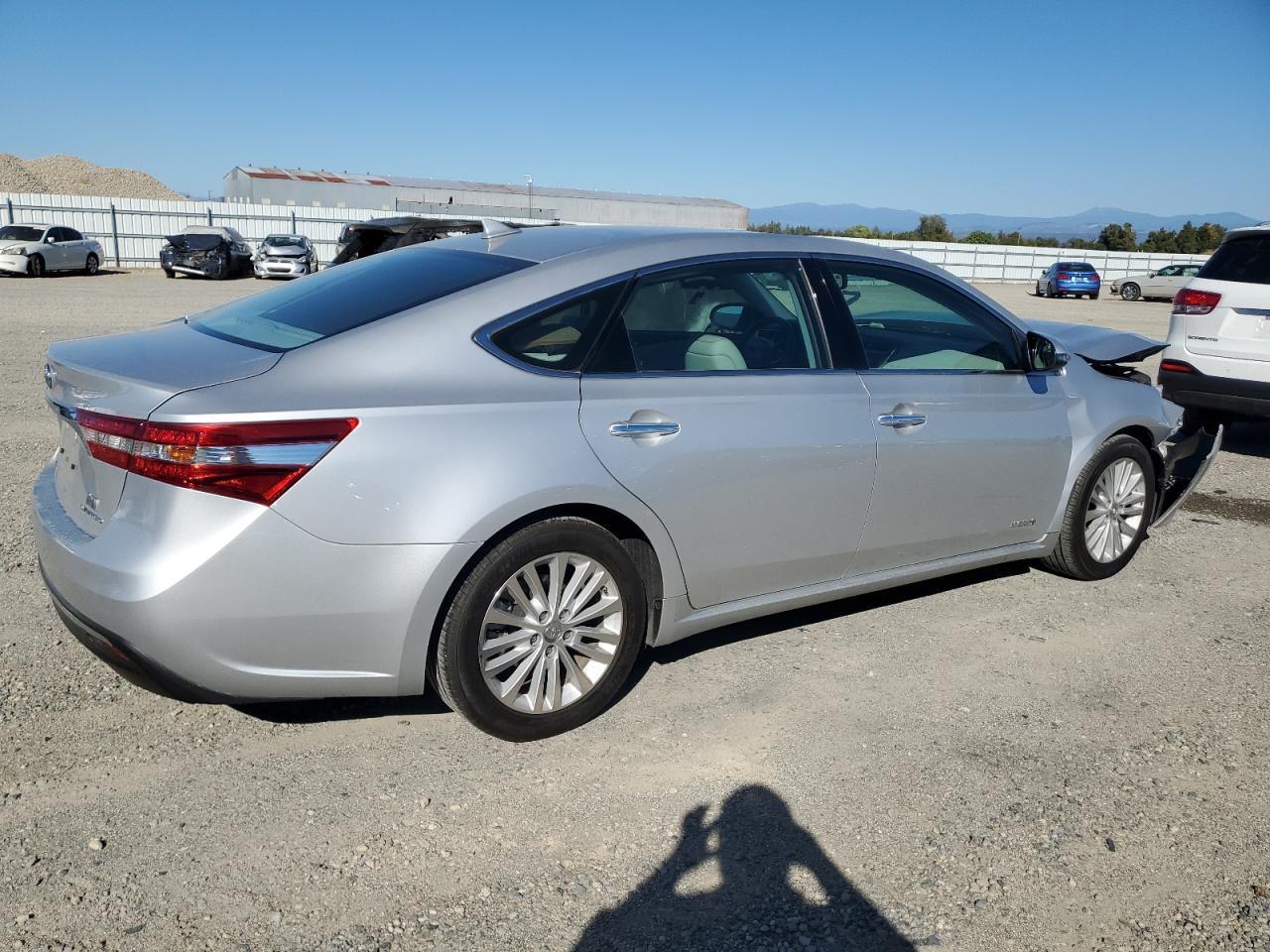 2013 Toyota Avalon Hybrid - Фото 3