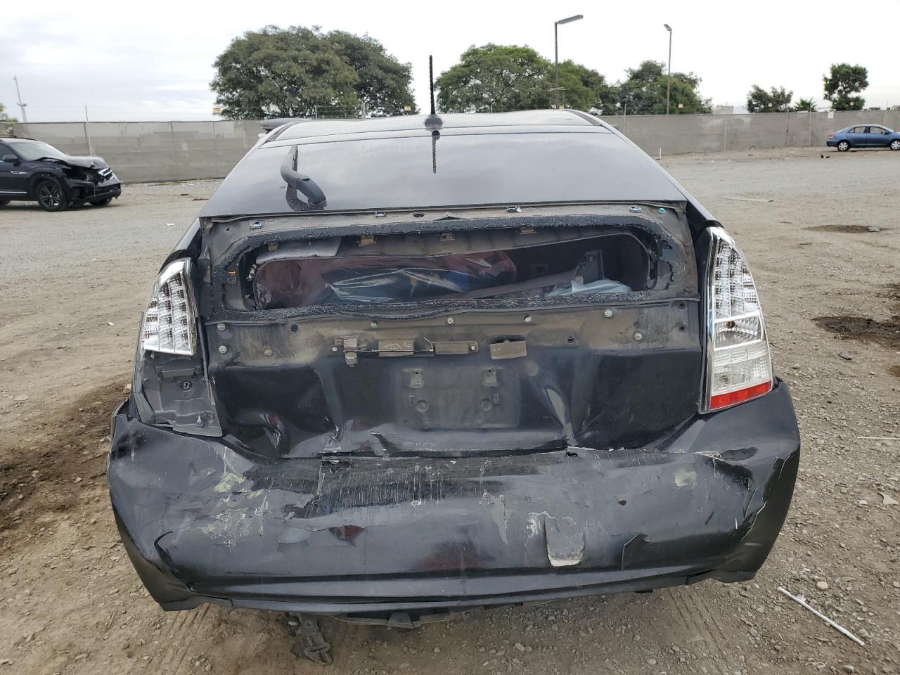 2011 Toyota Prius - Image 6