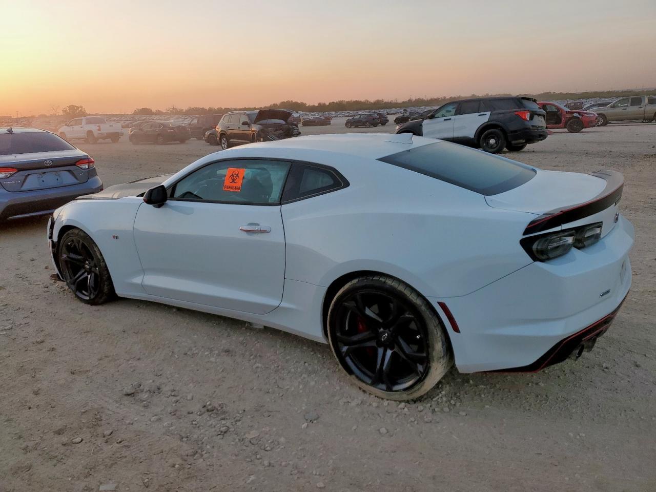 2021 Chevrolet Camaro Lz - Фото 2