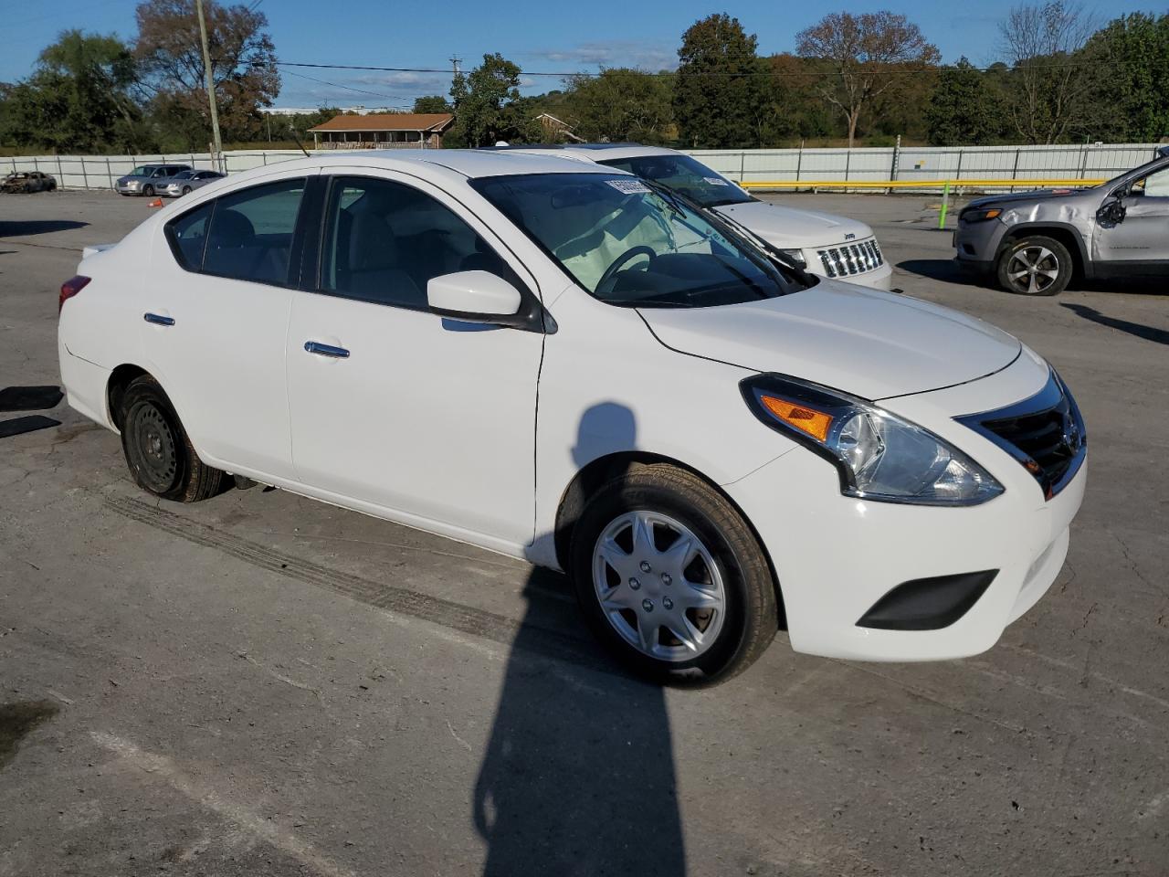 2019 Nissan Versa S - Фото 4
