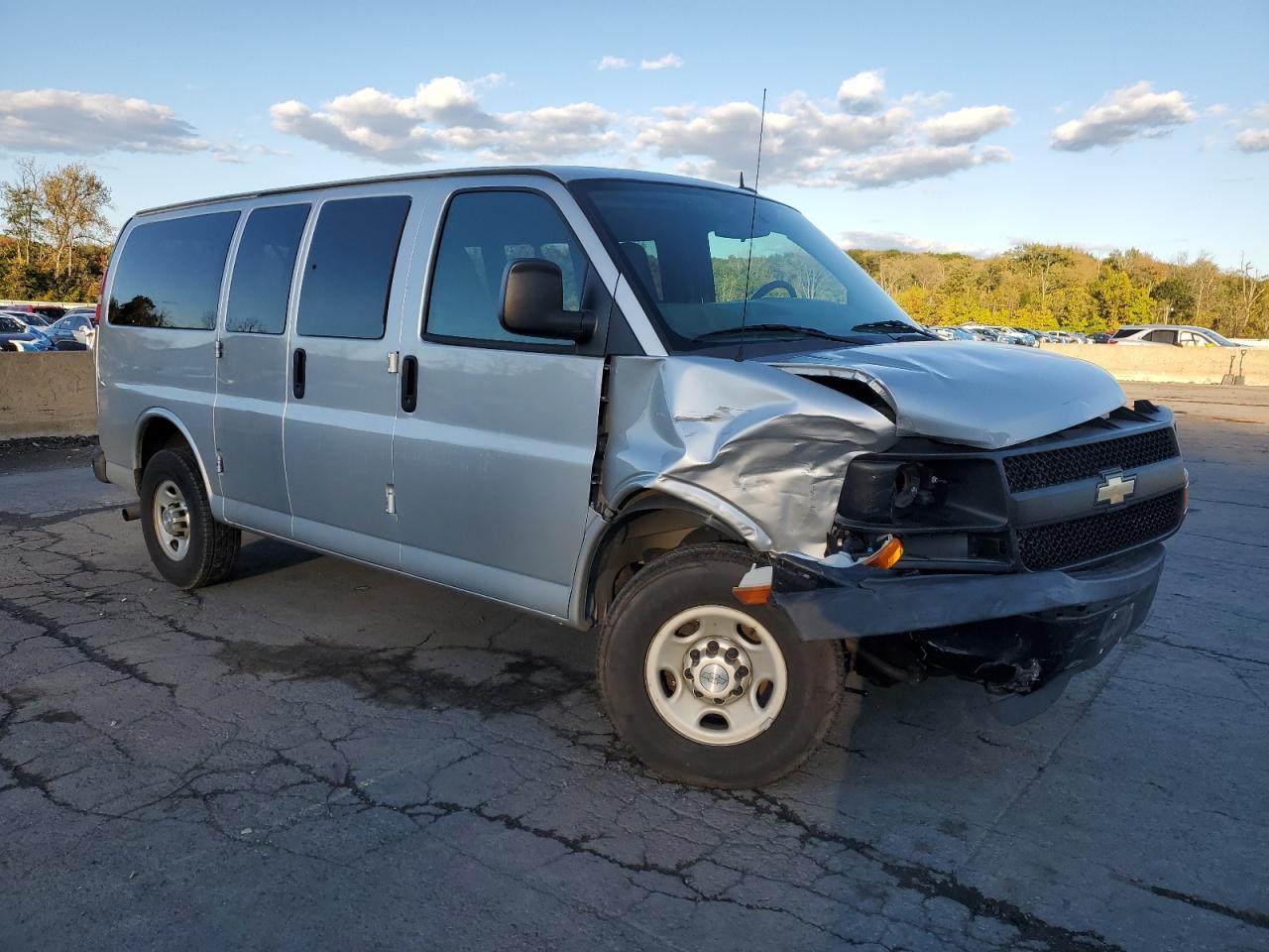 2012 Chevrolet Express G3500 Ls - Фото 4