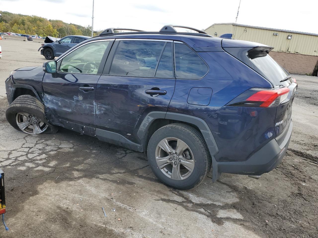 2023 Toyota Rav4 Xle - Фото 2