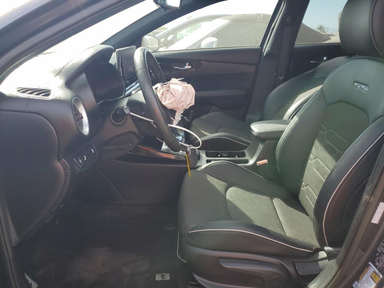 2024 Kia Forte Gt Line - Фото 7