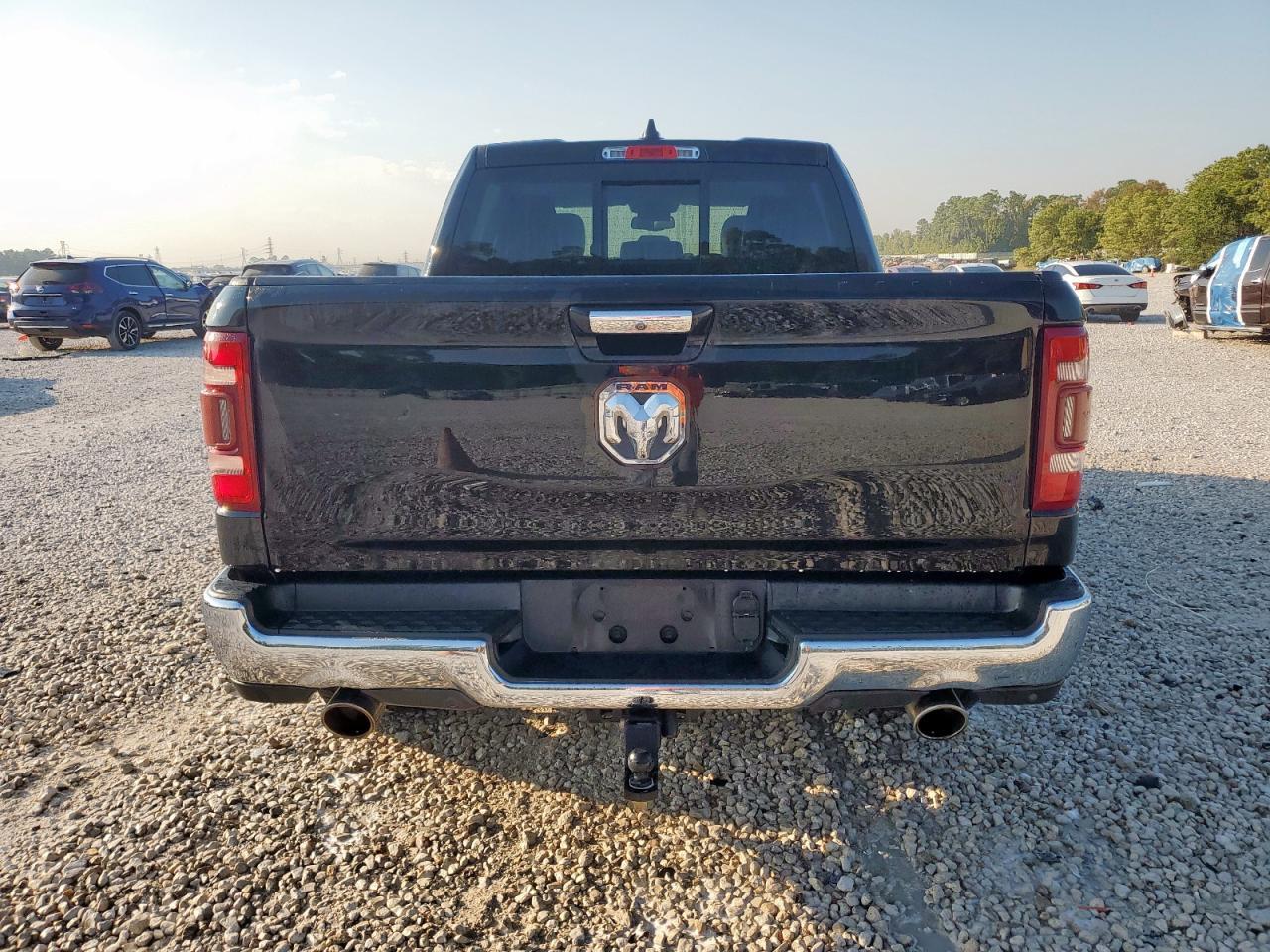 2019 Ram 1500 Laramie - Фото 6