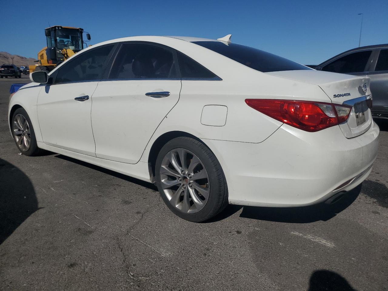 2011 Hyundai Sonata Se - Фото 2