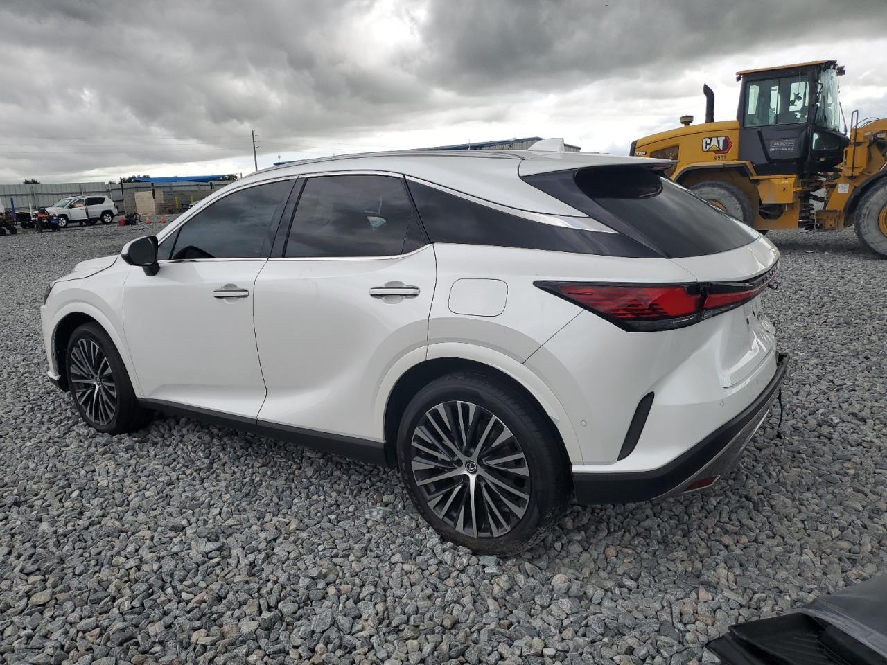 2024 Lexus Rx350 - Фото 2