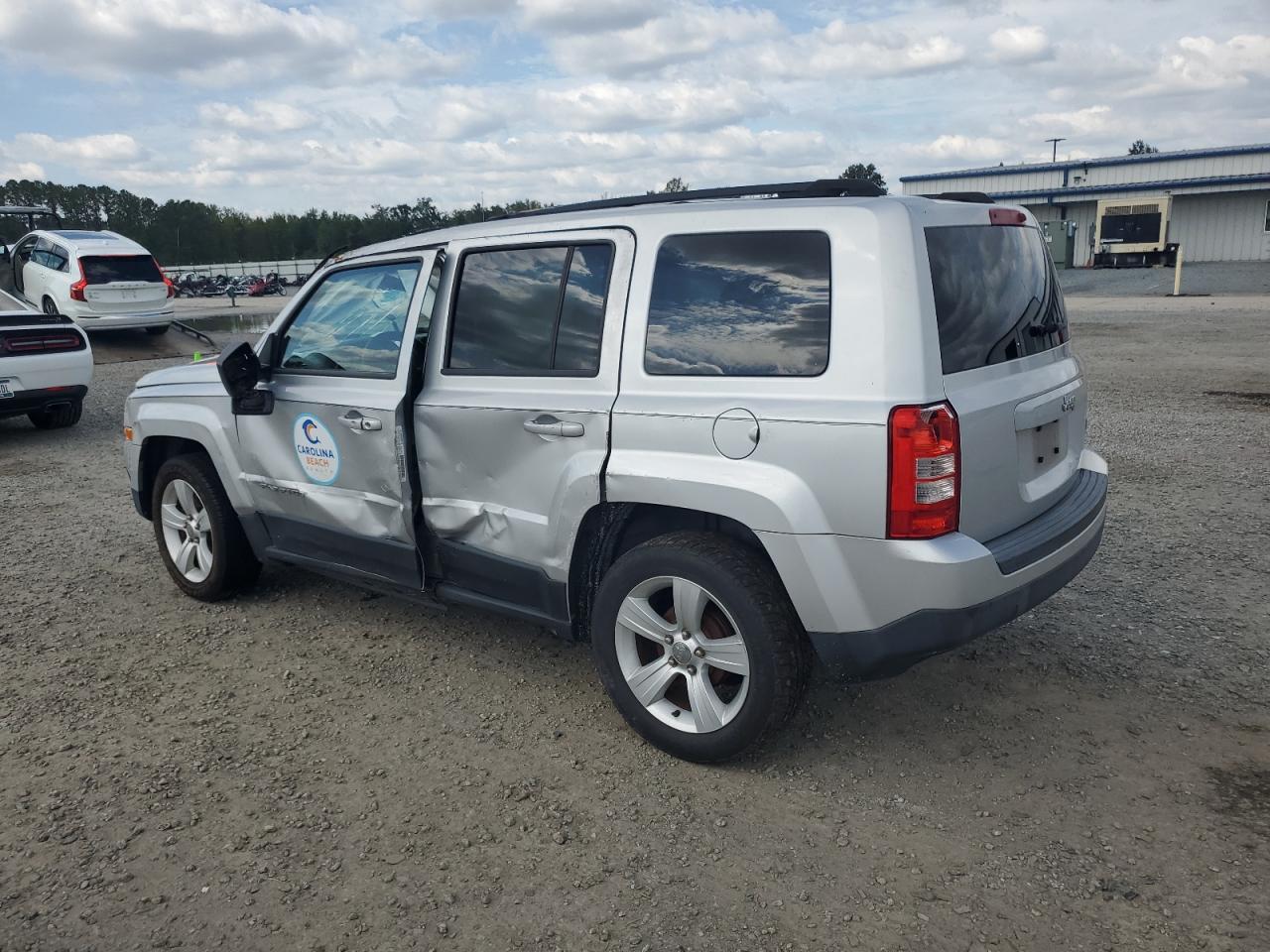 2013 Jeep Patriot Latitude - Фото 2