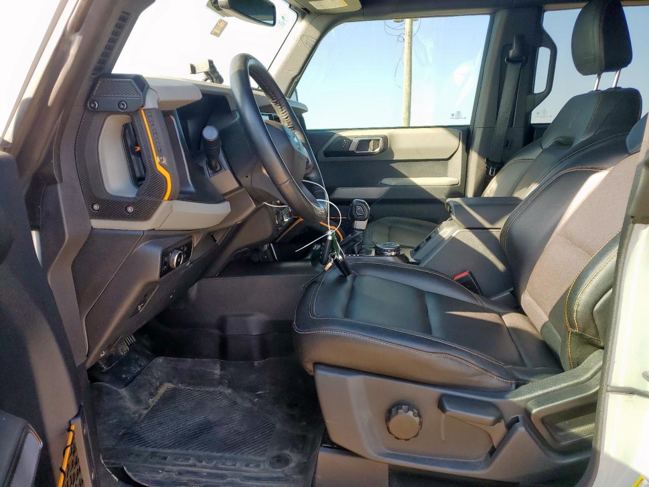 2023 Ford Bronco Base - Фото 7