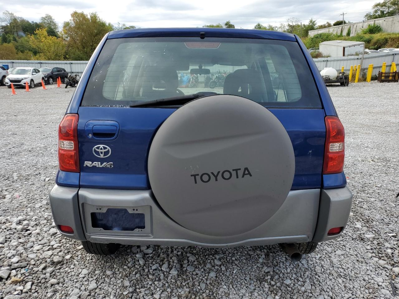 2005 Toyota Rav4 - Image 6