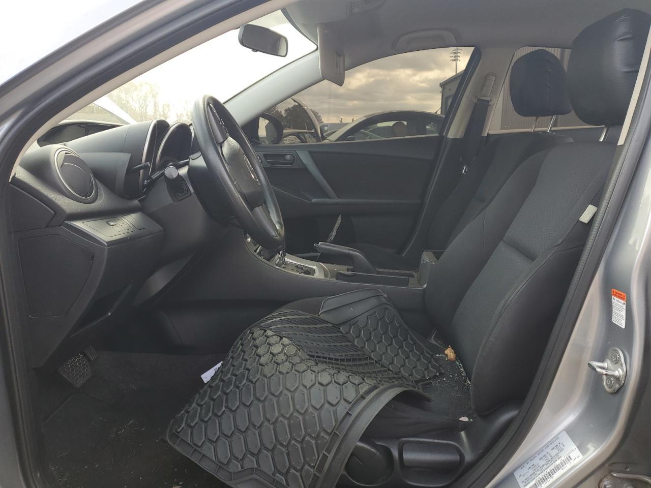 2011 Mazda 3 I - Image 7