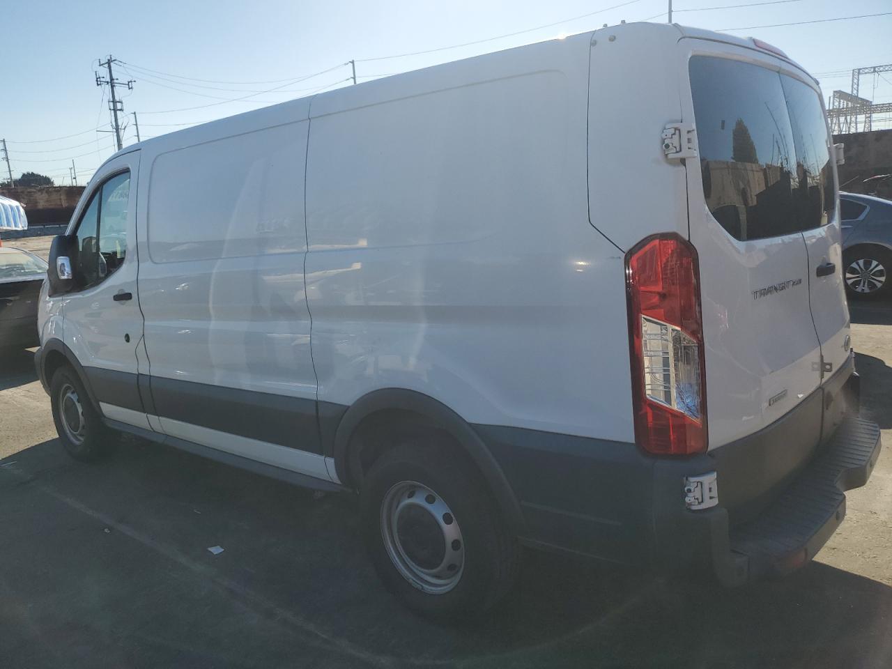 2017 Ford Transit T-250 - Фото 2