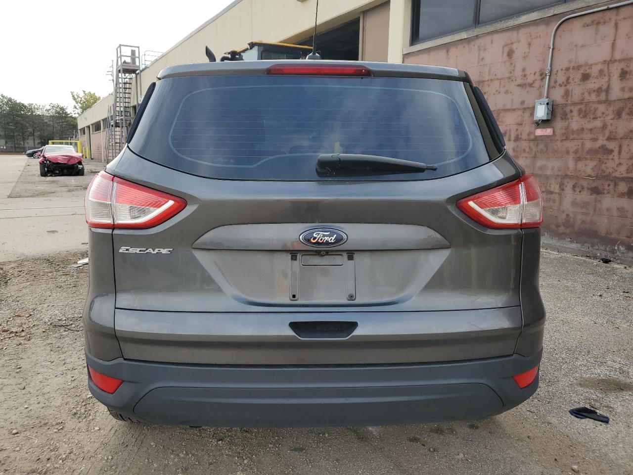 2015 Ford Escape S - Фото 6